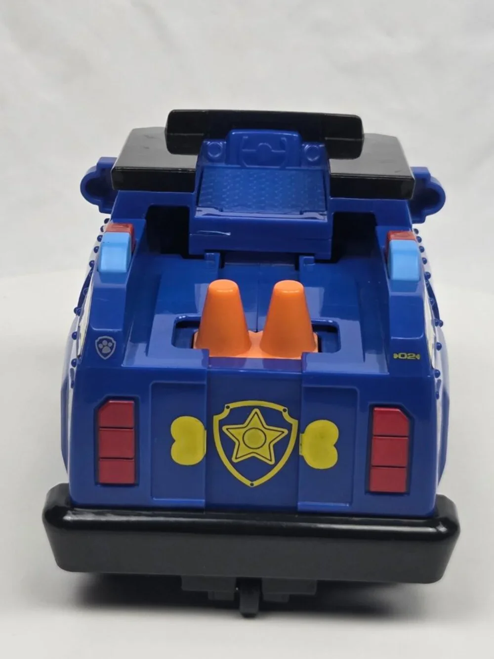 Spin Master Paw Patrol Sounds Chase's Deluxe Cruiser Paw Patrol On a Roll Chase